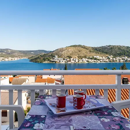 S&g Leko-3 By Interhome